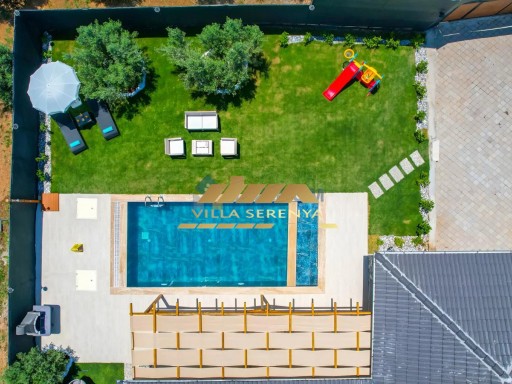Villa SERENYA