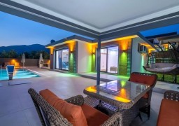 Villa ALAGÜN Villa ALAGÜN