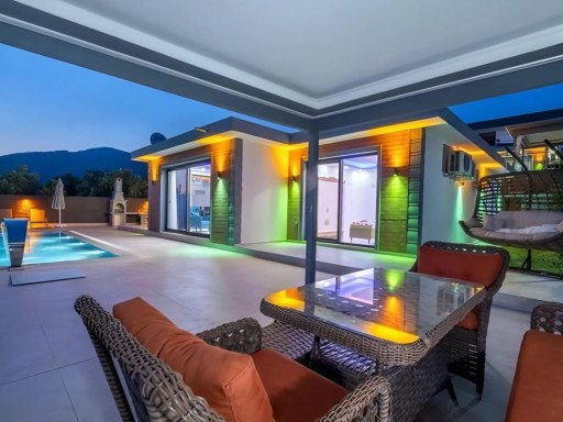 Villa ALAGÜN Villa ALAGÜN