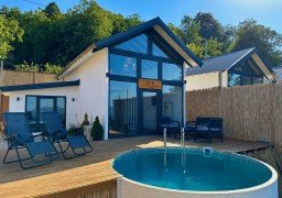 Three White Sapanca 2-1